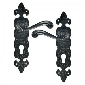 "Jaasiel" Black Iron Door Handle with Plate